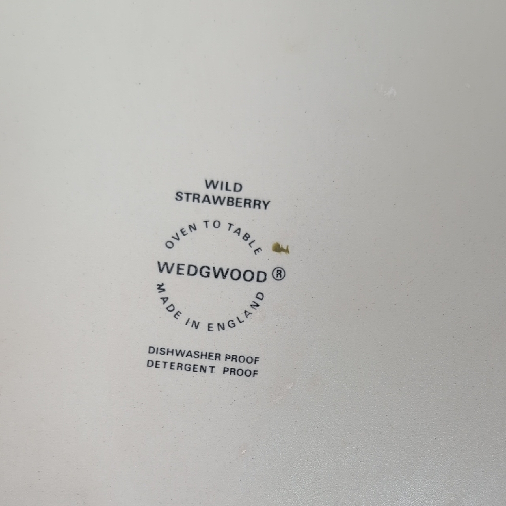 Wedgwood Cookware Vintage Wild Strawberry Flan Dish 8.6" - Picture 5 of 7